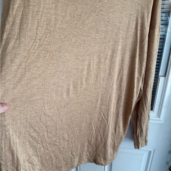 Lafayette 148 New York Beige Tan  Long Sleeve Top Rayon Lghtwt Flowy - Picture 4 of 5